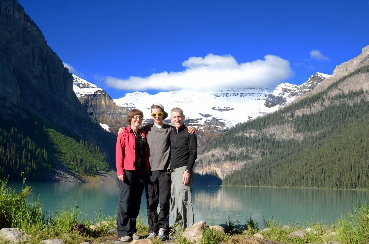 37 Charlotte Ryan, Peter Ryan, Jerome Ryan In Front Of Lake Louise And Mount Victoria Morning